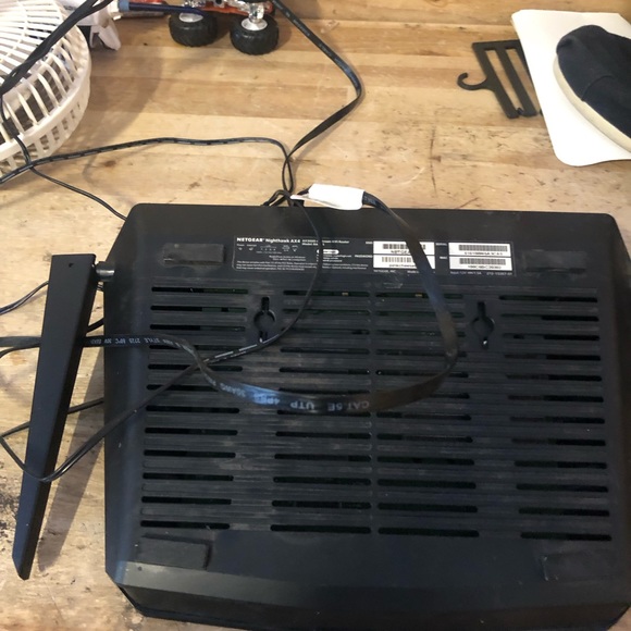 Netgear AX3000 Nighthawk AX4 4-Stream Wi-Fi 6 Router - RAX35 - Picture 12 of 14